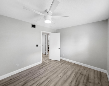 1291 Se Parkview Place - Photo Thumbnail 27