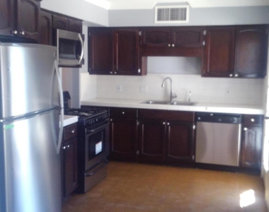 3419 E Turney Avenue - Photo Thumbnail 4