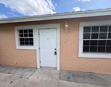 3115 Windsor Avenue - Photo Thumbnail 3
