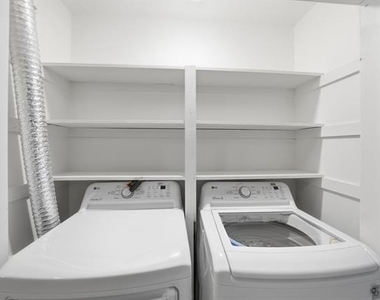 2815 Welborn Street - Photo Thumbnail 20