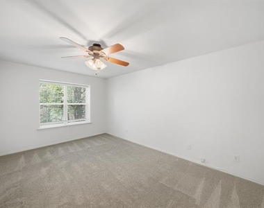 2815 Welborn Street - Photo Thumbnail 17
