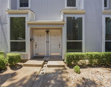 2815 Welborn Street - Photo Thumbnail 4