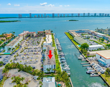 108 Paradise Harbour Boulevard - Photo Thumbnail 2