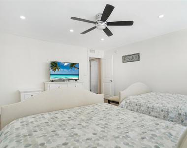 4280 Galt Ocean Drive - Photo Thumbnail 32