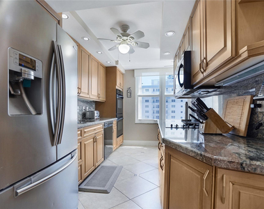 4280 Galt Ocean Drive - Photo Thumbnail 18