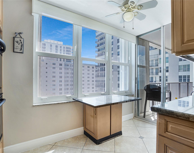 4280 Galt Ocean Drive - Photo Thumbnail 26
