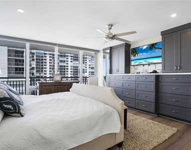 4280 Galt Ocean Drive - Photo Thumbnail 11