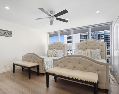 4280 Galt Ocean Drive - Photo Thumbnail 33