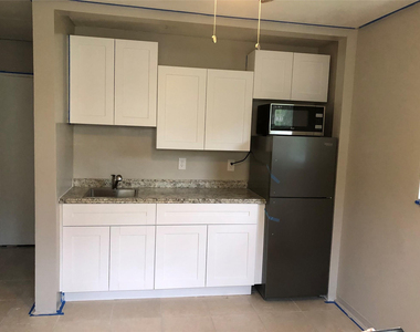 4250 Nw 21st Avenue - Photo Thumbnail 8
