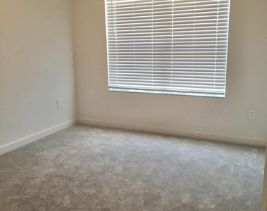 12226 Sw Roma Circle - Photo Thumbnail 13
