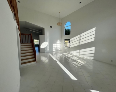 8501 Windy Circle - Photo Thumbnail 3