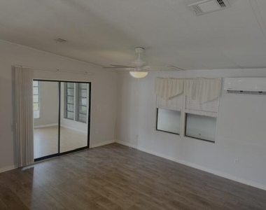 2799 Sw Monarch Trail - Photo Thumbnail 2