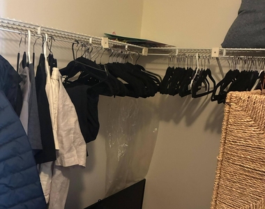 400 Leslie Drive - Photo Thumbnail 20