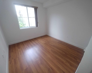 1660 Renaissance Commons Boulevard - Photo Thumbnail 7