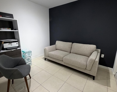 7930 East Drive - Photo Thumbnail 2