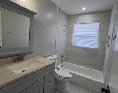 1605 N 42nd Street - Photo Thumbnail 12