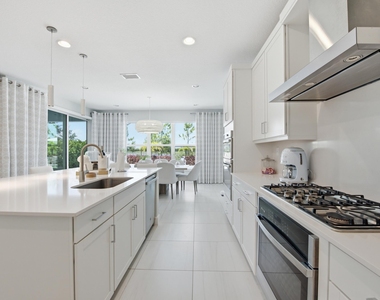 19564 Broad Shore Walk - Photo Thumbnail 16