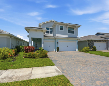 19564 Broad Shore Walk - Photo Thumbnail 46