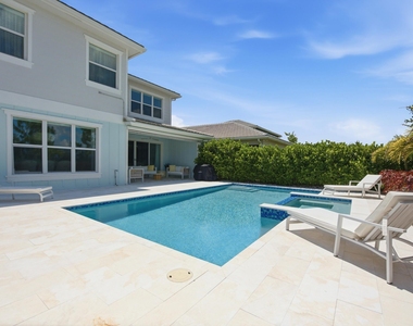 19564 Broad Shore Walk - Photo Thumbnail 43