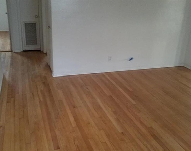 1111 N 25th Avenue - Photo Thumbnail 11