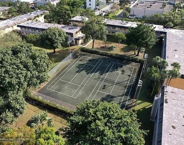 5192 Ne 6th Avenue - Photo Thumbnail 2