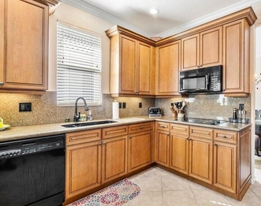 7891 Monarch Court - Photo Thumbnail 6