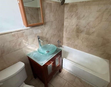1042 Foster Road - Photo Thumbnail 5