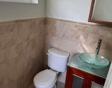 1042 Foster Road - Photo Thumbnail 4
