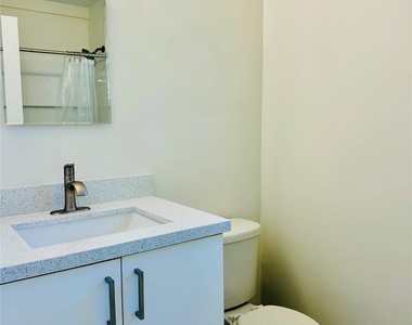2425 Pierce Street - Photo Thumbnail 7