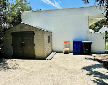 2425 Pierce Street - Photo Thumbnail 11