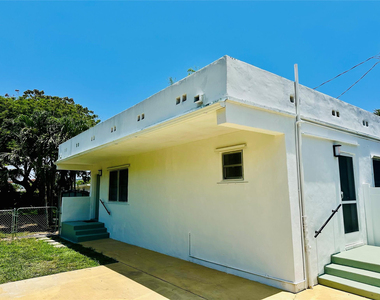 2425 Pierce Street - Photo Thumbnail 16