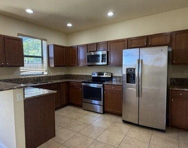 23765 Sw 118th Avenue - Photo Thumbnail 5