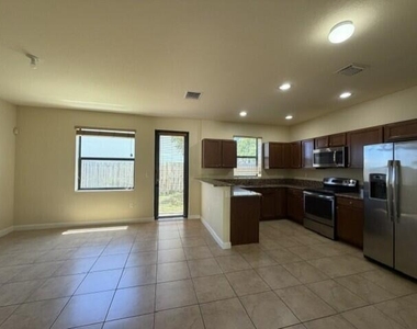 23765 Sw 118th Avenue - Photo Thumbnail 4