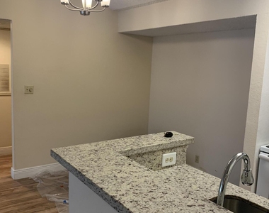 2946 S University Drive - Photo Thumbnail 14