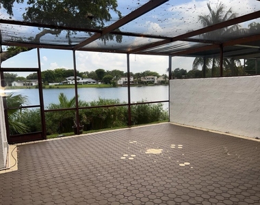 3094 Bermwood Lane - Photo Thumbnail 18
