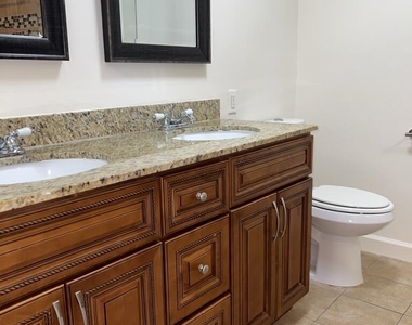 3094 Bermwood Lane - Photo Thumbnail 26