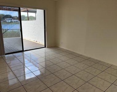 3094 Bermwood Lane - Photo Thumbnail 11