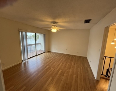 3094 Bermwood Lane - Photo Thumbnail 20