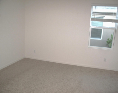 12221 Nettuno Way - Photo Thumbnail 20
