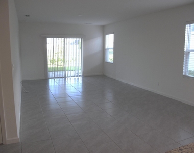 12221 Nettuno Way - Photo Thumbnail 5