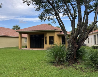 9774 Isles Cay Drive - Photo Thumbnail 2