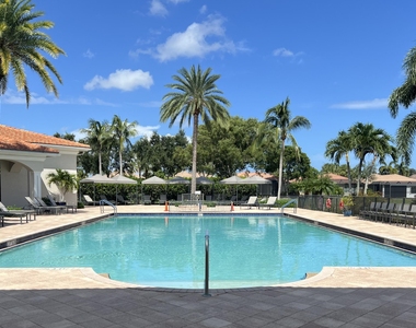 9774 Isles Cay Drive - Photo Thumbnail 12