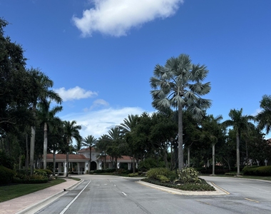 9774 Isles Cay Drive - Photo Thumbnail 10