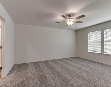 10653 Sw 18th Street - Photo Thumbnail 16
