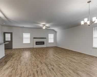 10653 Sw 18th Street - Photo Thumbnail 5