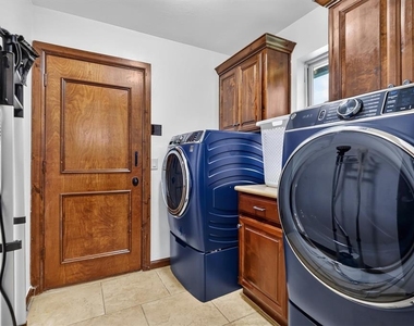 16616 Moorgate Lane - Photo Thumbnail 17