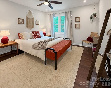 902 Creekside Drive - Photo Thumbnail 18
