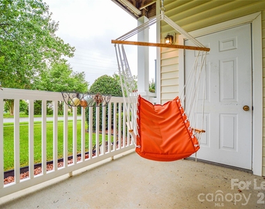 10663 Hill Point Court - Photo Thumbnail 25