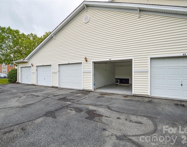 10663 Hill Point Court - Photo Thumbnail 27
