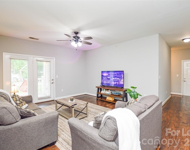 10663 Hill Point Court - Photo Thumbnail 2